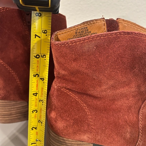 Women's Suede Ankle Boots - Picture 3 of 5